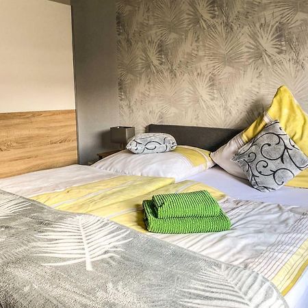 Am Mathildenbrunnen Gross Apartment Quedlinburg Ngoại thất bức ảnh